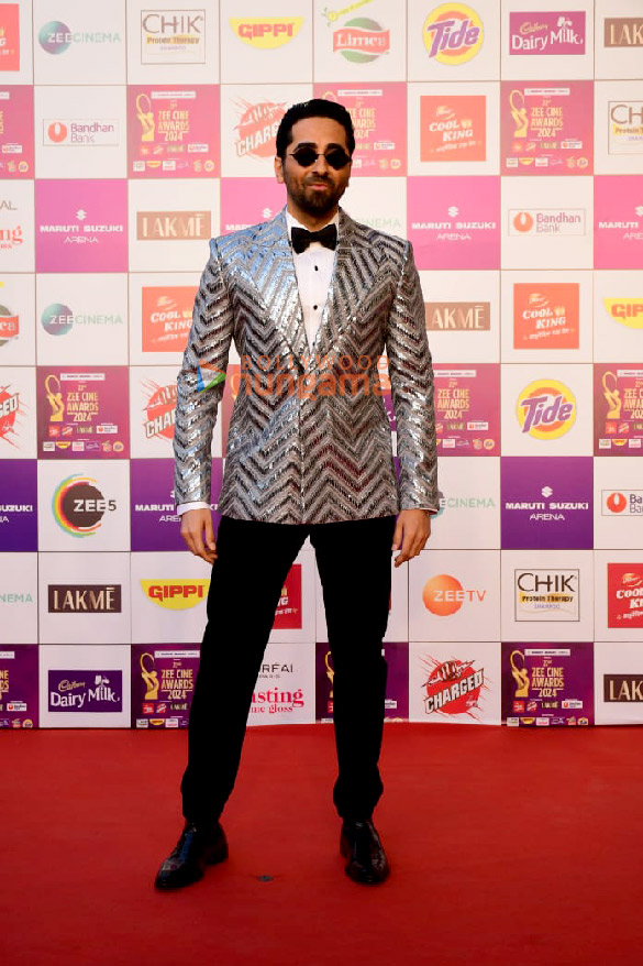 photos bobby deol sanjana sanghi randeep hooda and others snapped at zee cine awards 2024 2