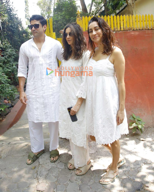 photos celebs grace shabana azmis holi 2024 bash 6