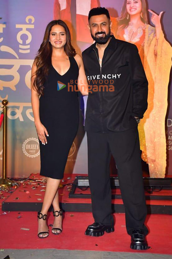 photos gippy grewal sargun mehta and others grace the premiere of jatt nuu chudail takri 5