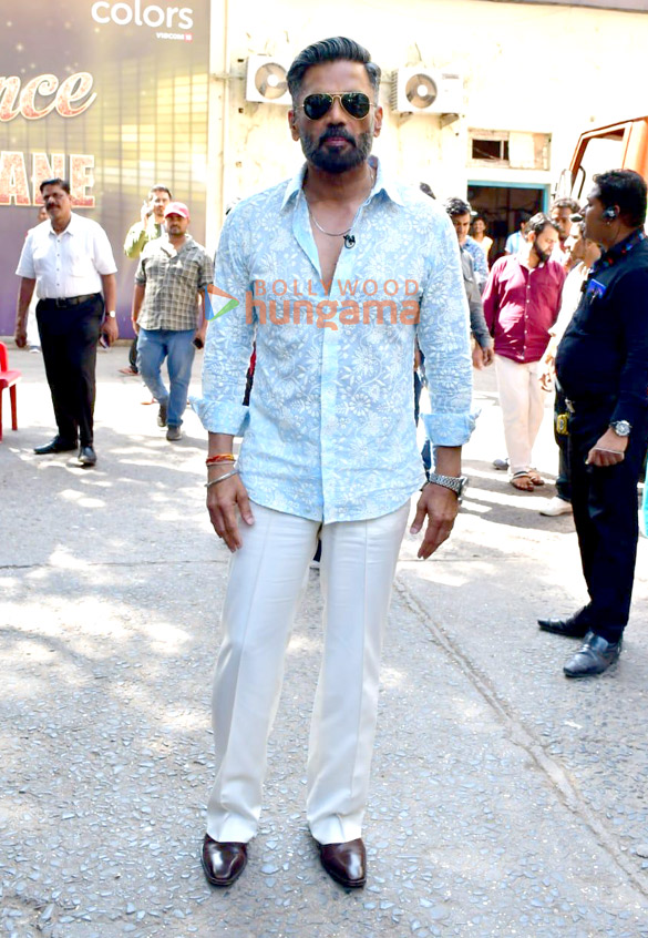 photos govinda madhuri dixit suniel shetty and others snapped on the sets of dance deewane 4 5