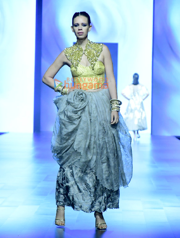 photos kalki koechlin turns showstopper for lakme fashion week 2024 4