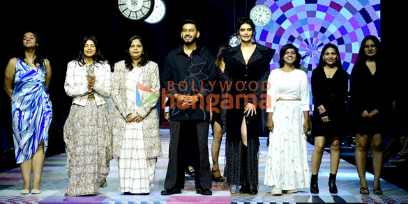Photos: Karishma Tanna turns showstopper for Lakme Fashion Week 2024 Photos: Karishma Tanna turns showstopper for Lakme Fashion Week 2024