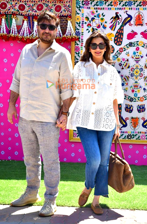 photos katrina kaif vicky kaushal ranbir kapoor alia bhatt and others snapped leaving from jamnagar airport 5 3