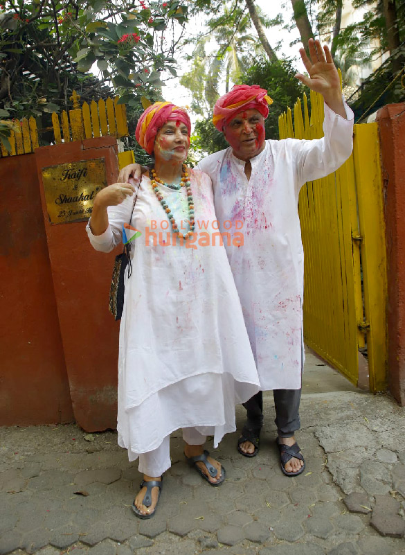 photos shabana azmi and javed akhtar celebrate holi 4