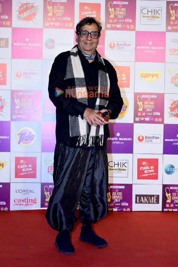 photos shah rukh khan bobby deol sanjana sanghi and others snapped at zee cine awards 2024 40
