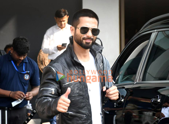 photos shahid kapoor snapped at kalina airport 1