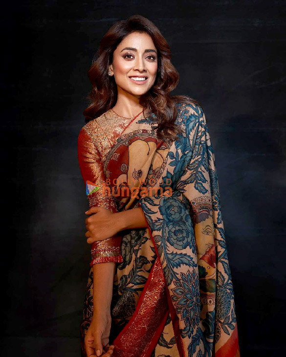 shriya saran 7 27