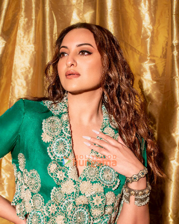 sonakshi sinha 1 215
