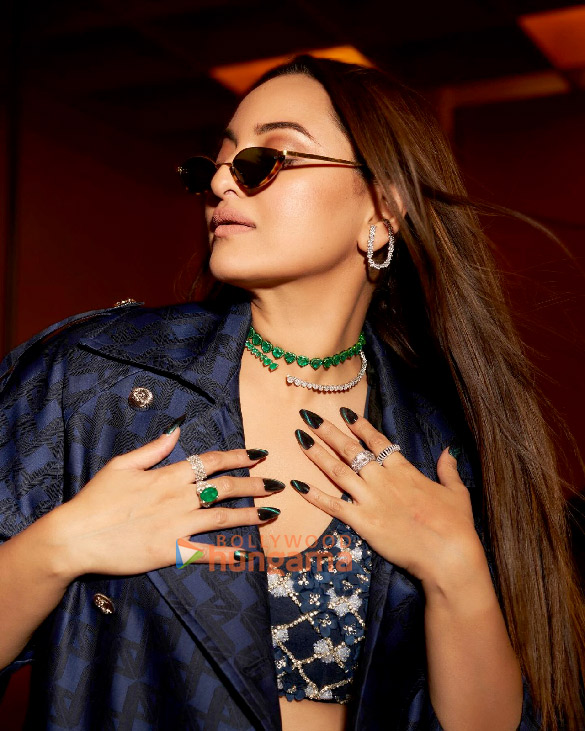 sonakshi sinha 2 205