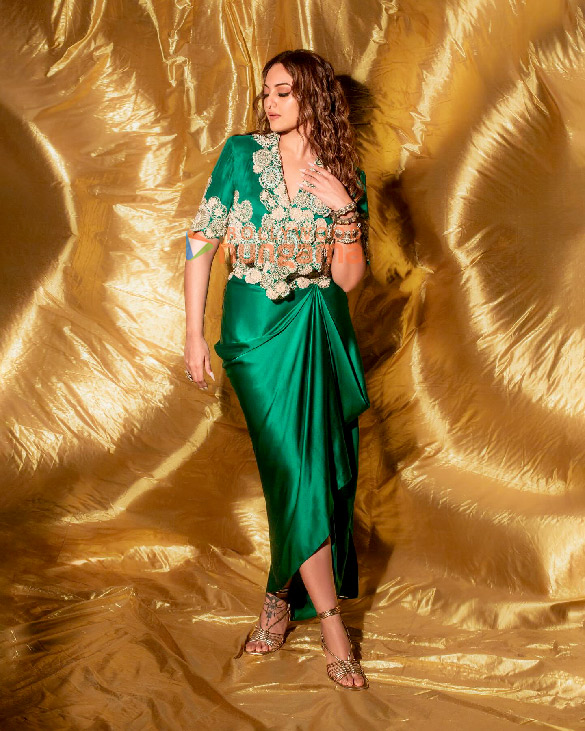 sonakshi sinha 6 43