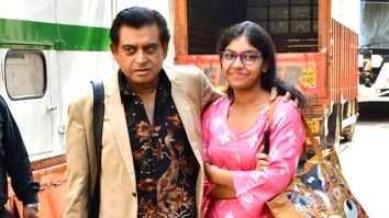Amit Kumar poses for paps as he gets clicked with his daughter Muktika