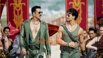 Movie Stills Of The Movie Bade Miyan Chote Miyan