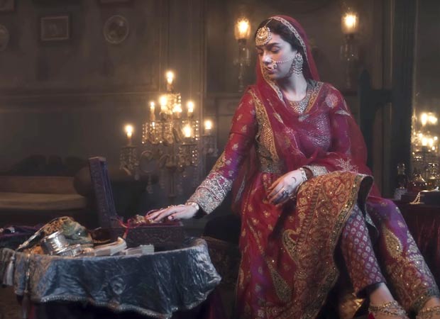 Heeramandi Aditi Rao Hydari fights for freedom as Bibbojaan in new video; replaces ghungroo with a revolver, watch Heeramandi Aditi Rao Hydari fights for freedom as Bibbojaan in new video; replaces ghungroo with a revolver, watch