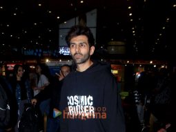Photos: Kartik Aaryan, Urvashi Rautela and Prachi Desai snapped at the airport
