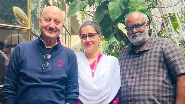 Lyricist Kausar Munir joins Anupam Kher in his directorial Tanvi the Great, shares photo with MM Keeravani