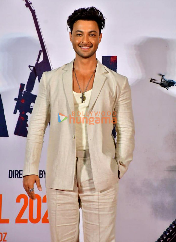 photos aayush sharma sushrii shreya mishraa and others grace the trailer launch of ruslaan 9