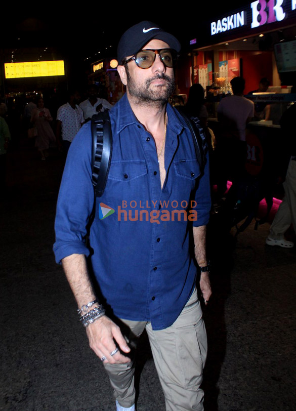 photos fardeen khan snapped at the airport 1