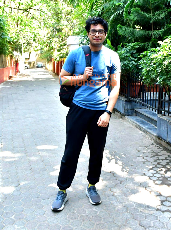 Photos: Junaid Khan snapped in Juhu Photos: Junaid Khan snapped in Juhu