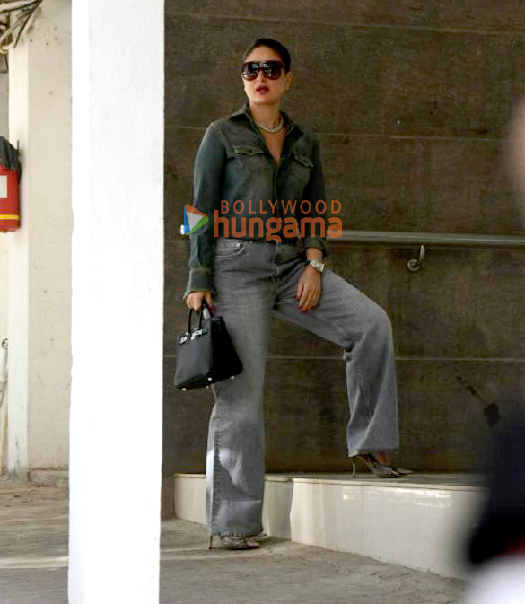 Photos: Kareena Kapoor Khan Snapped At Rhea Kapoor’s House In Bandra 