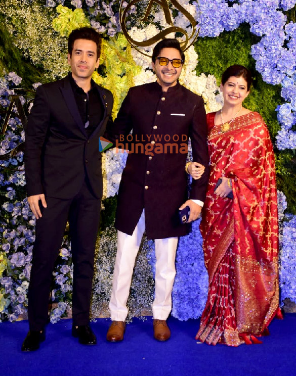photos producer anand pandit and family snapped with daughter aishwarya and son in law sahil at their wedding reception 1