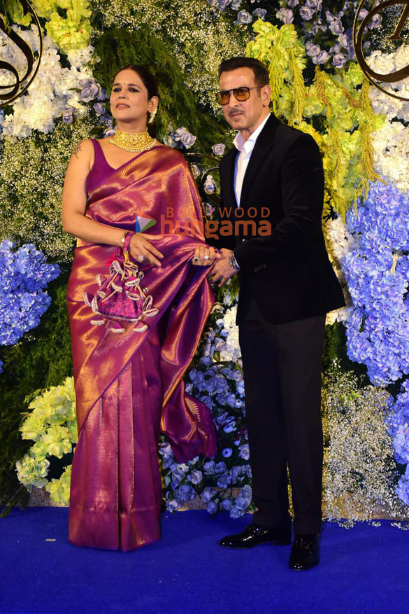 photos producer anand pandit and family snapped with daughter aishwarya and son in law sahil at their wedding reception 2 2