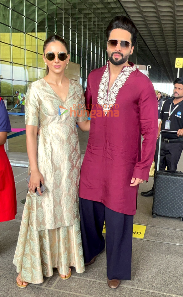 photos rakul preet singh jackky bhagnani and gurmeet choudhary snapped at the airport 3