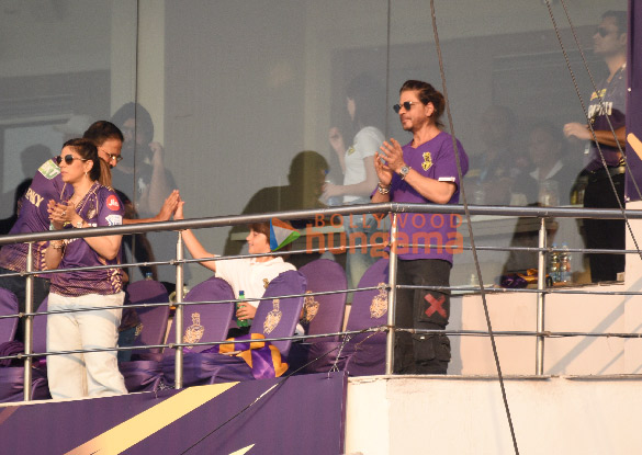 photos shah rukh khan suhana khan ananya panday and abram khan snapped at eden gardens for kolkata knight riders match at ipl 2024 6