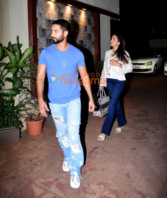 photos shahid kapoor and mira rajput kapoor snapped in bandra 1 2