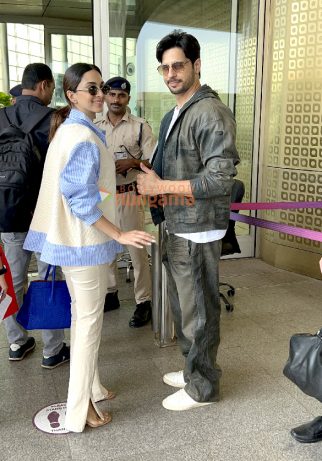 Photos: Sidharth Malhotra, Kiara Advani and others snapped at the airport