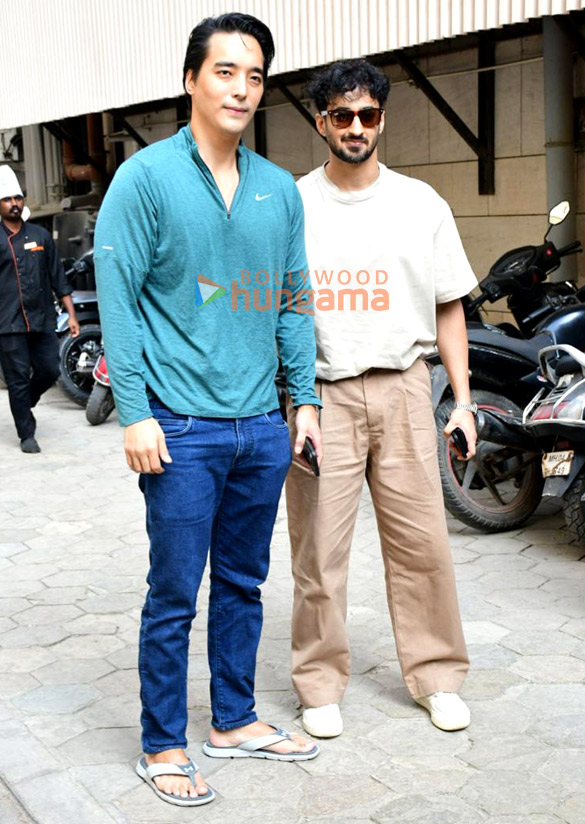photos tiger shroff krishna shroff and others snapped at mma matrix and fitness centre in santacruz west 5