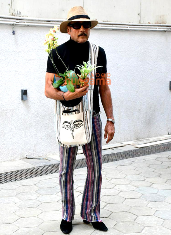 photos tiger shroff krishna shroff and others snapped at mma matrix and fitness centre in santacruz west 6