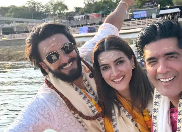 Ranveer Singh, Kriti Sanon, Manish Malhotra offer prayers at Kashi Vishwanath Temple in Varanasi, see pics and videos Ranveer Singh, Kriti Sanon, Manish Malhotra offer prayers at Kashi Vishwanath Temple in Varanasi, see pics and videos