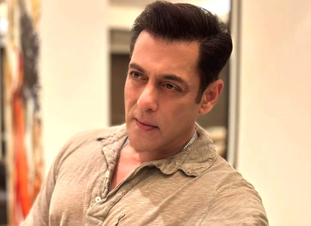 Salman Khan receives another major threat as bikers fire gunshots at his Mumbai residence
