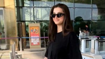 All black airport looks are so cool! Tara Sutaria poses for paps