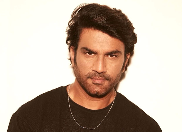 Baahubali voice Sharad Kelkar opens up about his love for acting and being seen more on-screen, says, “I am an actor first, I want to try new roles, do new work”