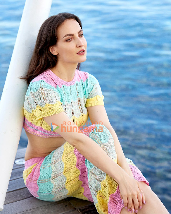 elli avrram 2 121