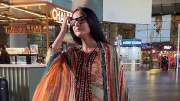 Hina Khan poses for paps in her trendy airport look