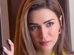 In love with Kriti Sanon as she nails the bright yellow outfit!