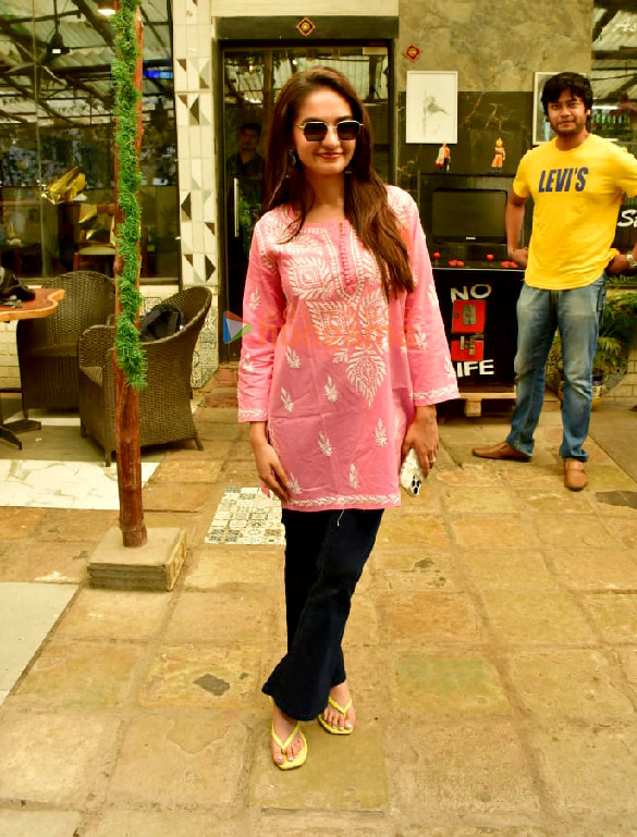 photos anushka sen snapped in andheri 5