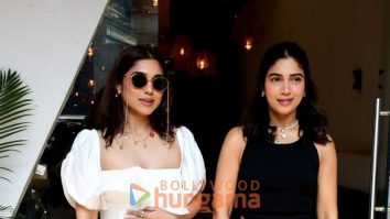 Photos: Bhumi Pednekar and Samiksha Pednekar snapped outside Nomad Pizza