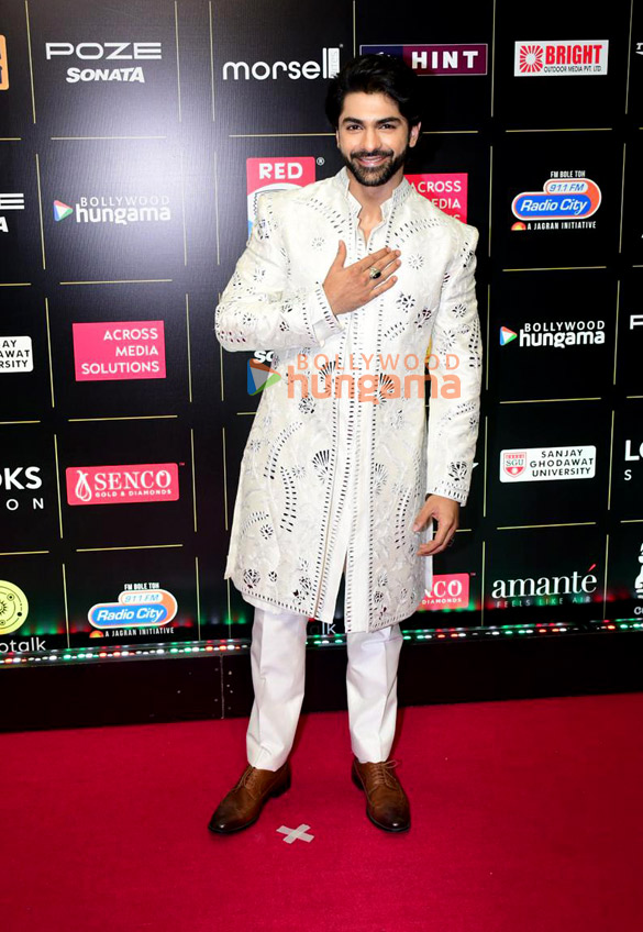 photos celebs grace the red carpet at bollywood hungama style icons summit and awards 2024 001 14