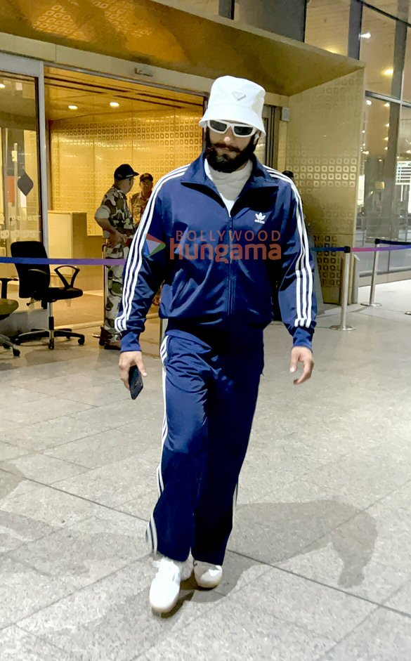 photos jacqueline fernandes ranveer singh pooja hegde and others snapped at the airport 2