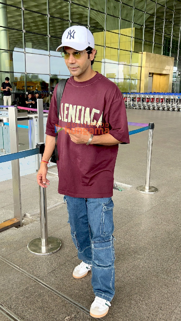 photos janhvi kapoor and rajkummar rao snapped at the airport 1