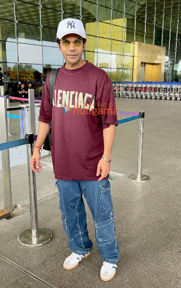 photos janhvi kapoor and rajkummar rao snapped at the airport 2