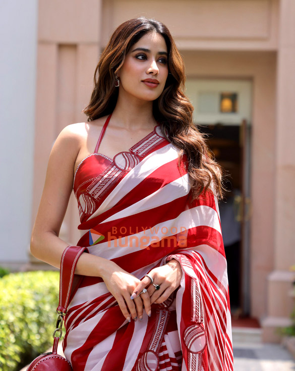 photos janhvi kapoor snapped in new delhi for mr mrs mahi promotions 2