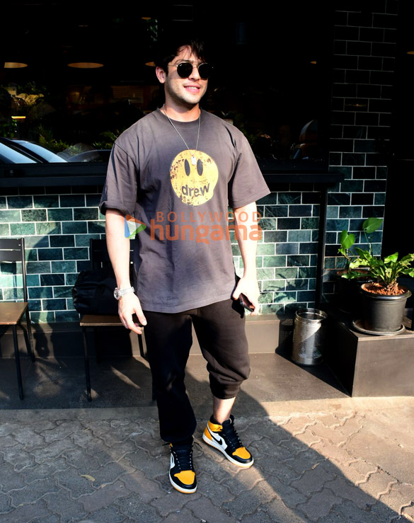 photos jibraan khan snapped in bandra 1