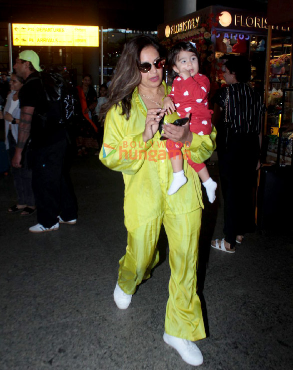 photos karan singh grover and bipasha basu snapped at the airport 6