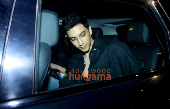 photos khushi kapoor and vedang raina spotted at zoya akhtars house 3