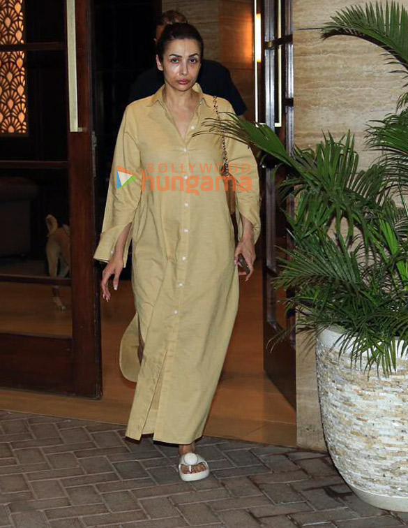Photos: Malaika Arora snapped in Bandra Photos: Malaika Arora snapped in Bandra