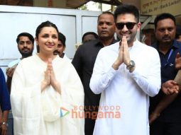 Photos: Parineeti Chopra and Raghav Chadha snapped at Siddhivinayak Temple in Mumbai